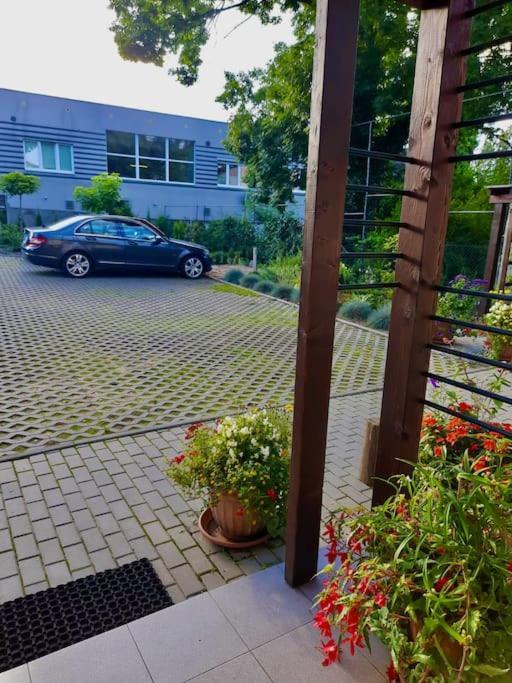Urocze Mieszkanie 1 Z Parkingiem Katowice Esterno foto